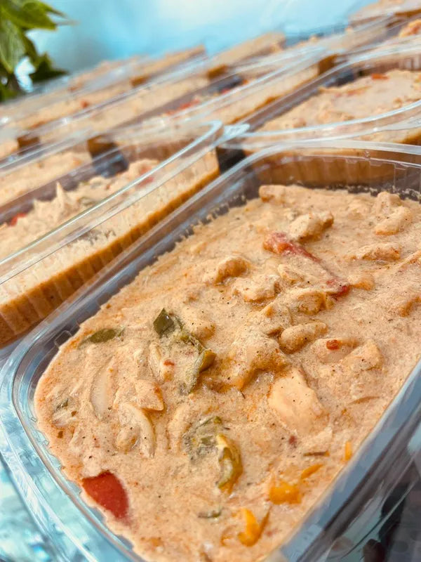 Pink Sauce with Chicken (500 g)